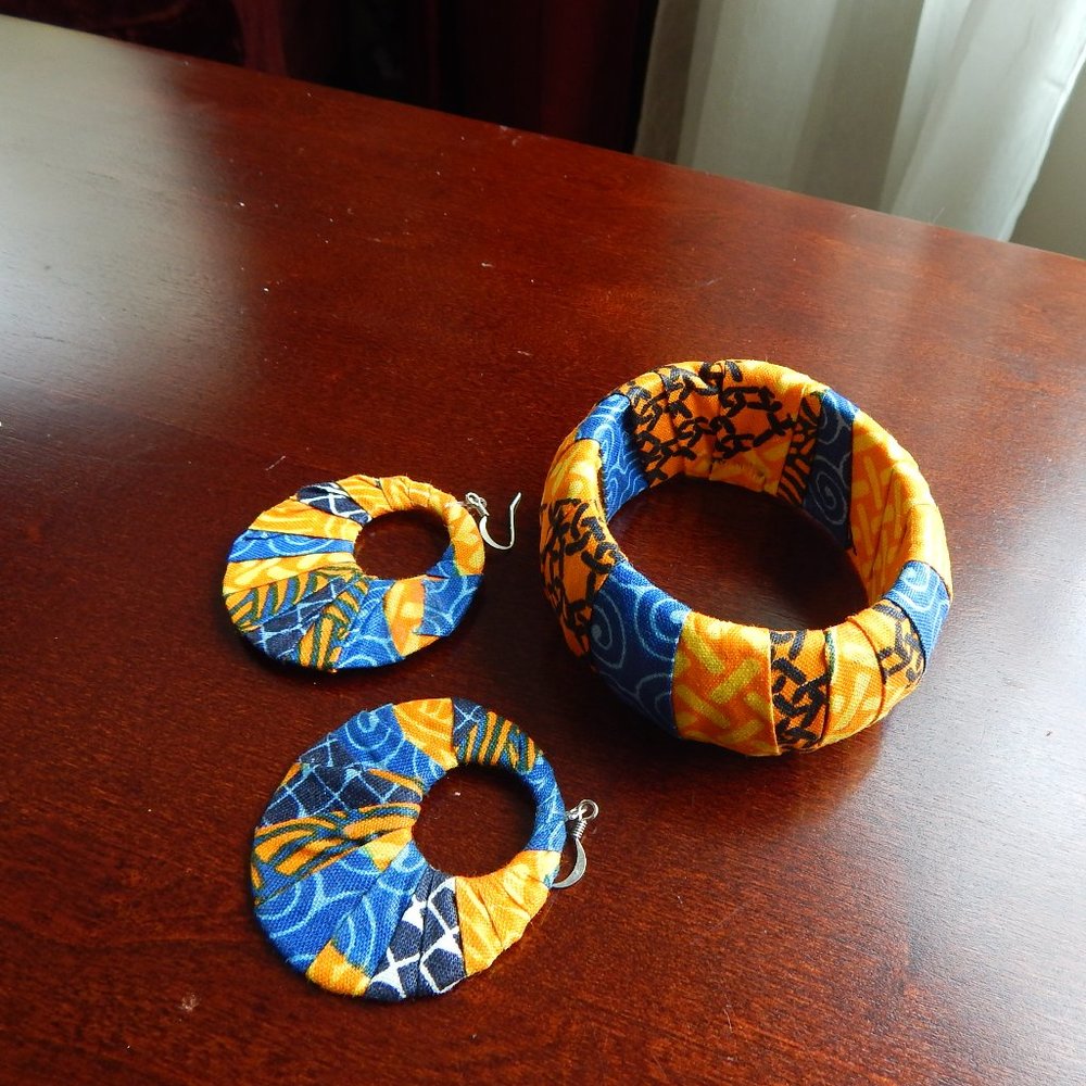 Bracelet and Earrings Jewelry Set